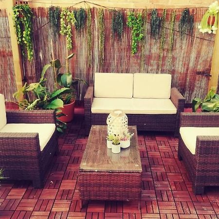 شقة M1 Cool Loft 1 Min Walk To Metro 15 Min Center By Metro إسبلوغيس ذي يوبريغات المظهر الخارجي الصورة
